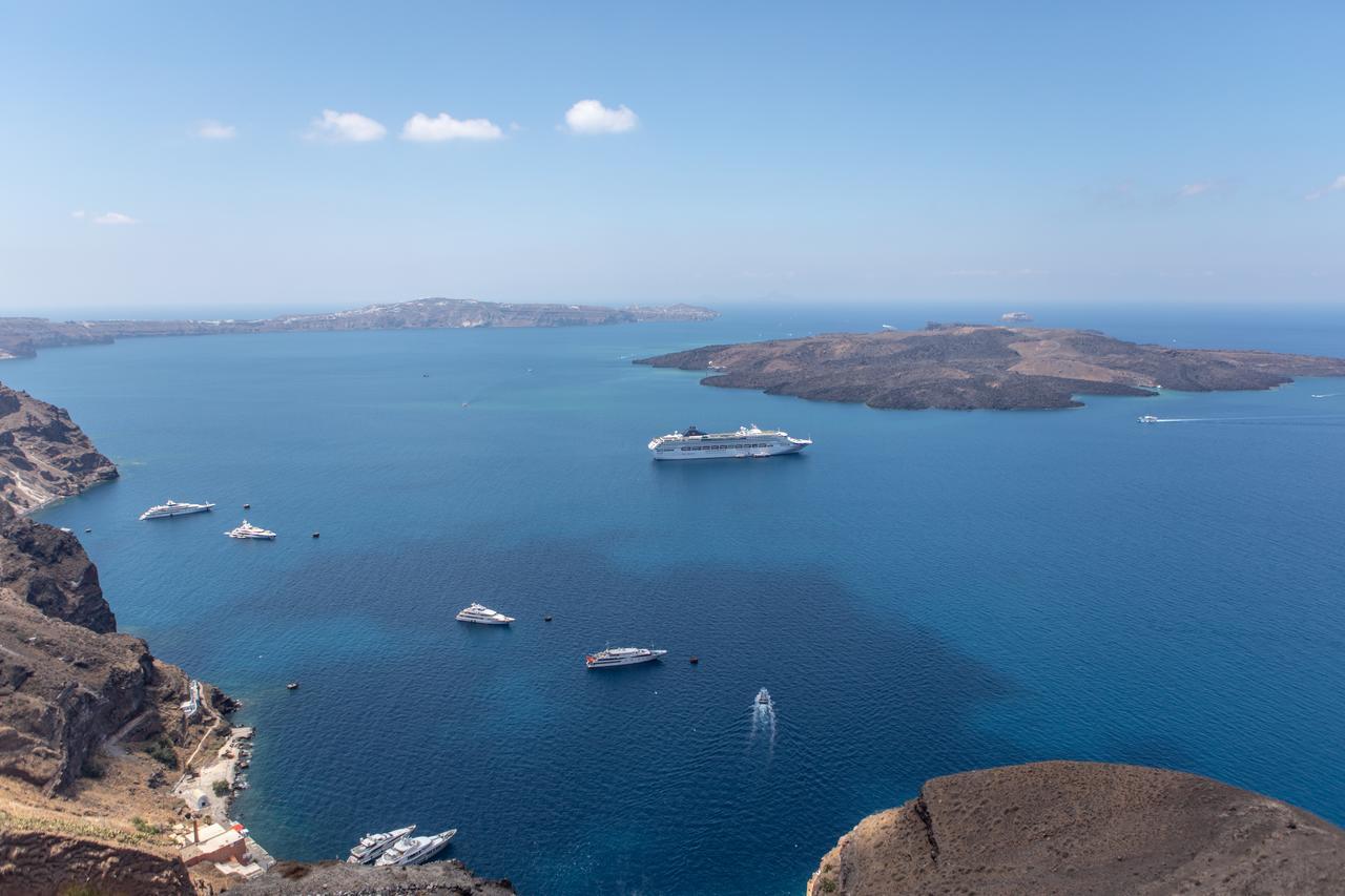 Opera Mansion Santorini Villa Firá Buitenkant foto